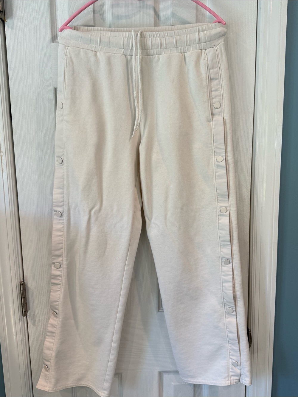 ALO Yoga Side Tear Away Side Snap Pant Woman’s XXS Ivory EUC